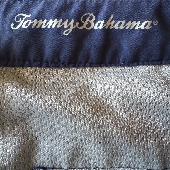 EUC Tommy Bahama Blue Cayman Geo De Mayo 9-Inch Hybrid Board Shorts in Men's 34 - Picture 3 of 14